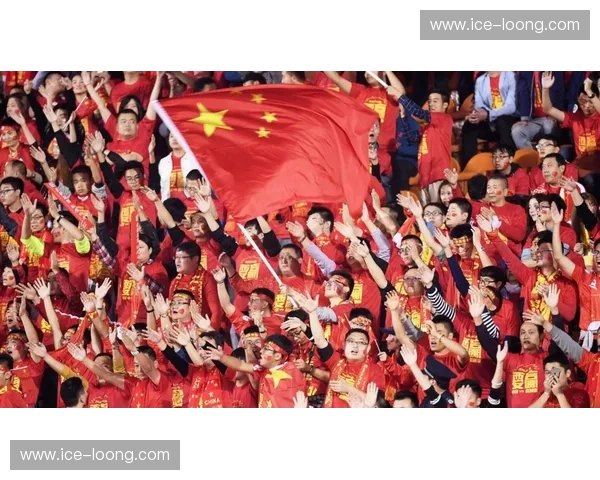 中国男足历史性晋级世界杯 引发全国球迷狂热关注